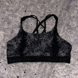 Lululemon size 10 Women's Black floral sports bra